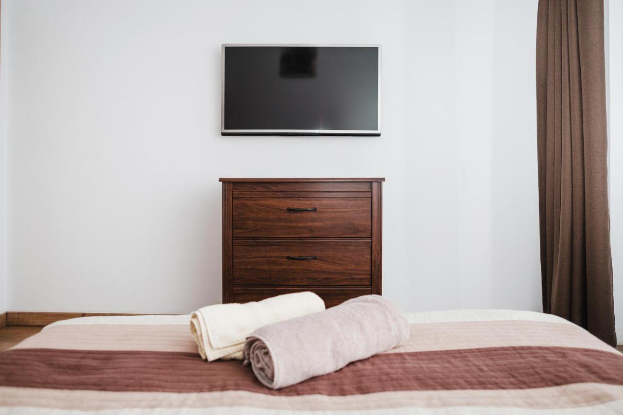 City View Apartment With Free Parking كلوج-نابوكا المظهر الخارجي الصورة