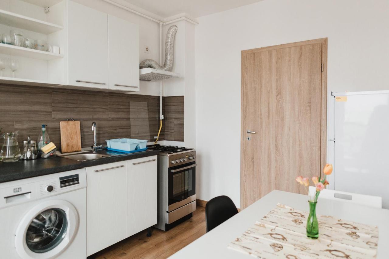 City View Apartment With Free Parking كلوج-نابوكا المظهر الخارجي الصورة